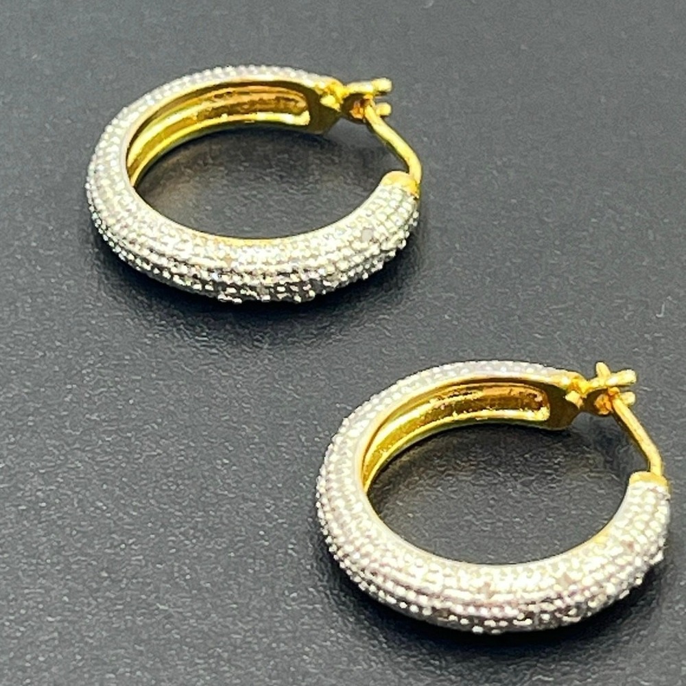 RT Sterling Silver Gold Plated Two Tone Diamond Chip Pave Round Hoop‎ Earrings
